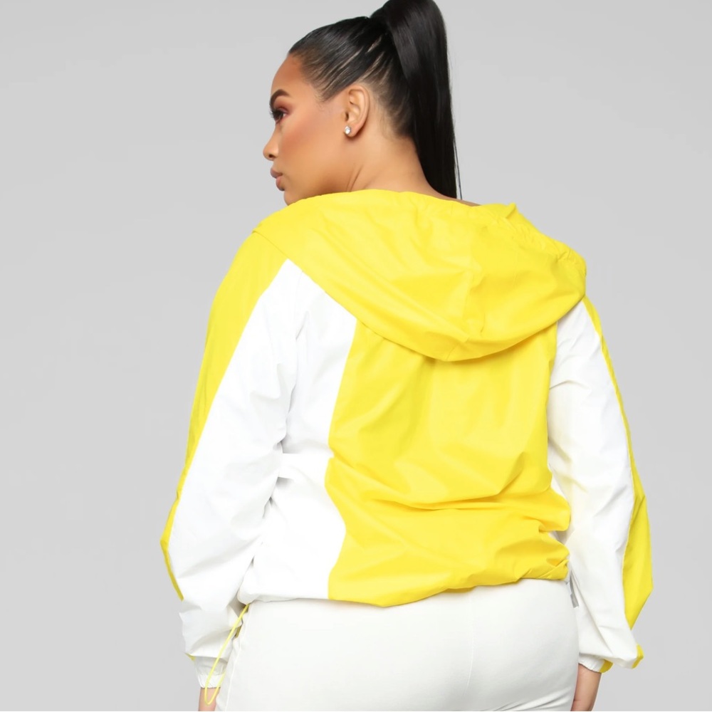 Nylon Lightweight pullover - Picture 2 of 7
